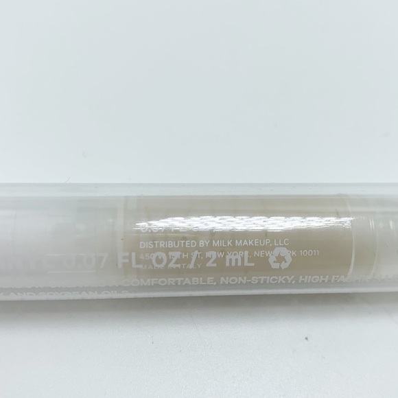 3/$20 NEW Milk Makeup Eye Vinyl in Light Rail, 2ml - Picture 5 of 8
